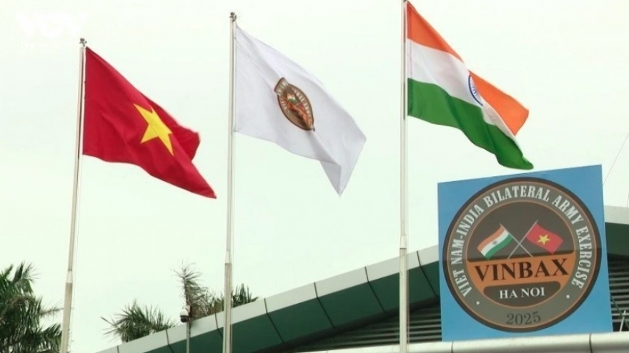Vietnam, India conduct integrated field exercise on peacekeeping